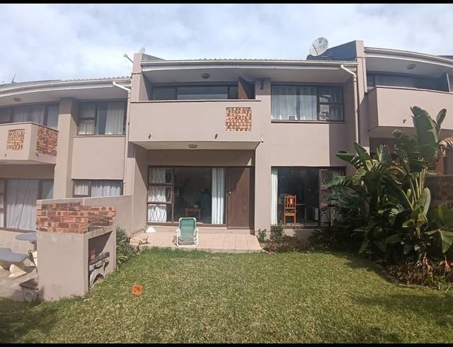 3 BEDROOM APARTMENT FOR SALE IN MARGATE BEACH
